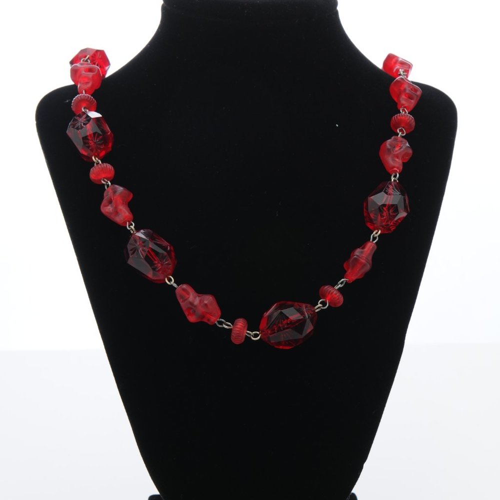 Raspberry Red Carved Lucite Necklace - Vintage 1940s/50s